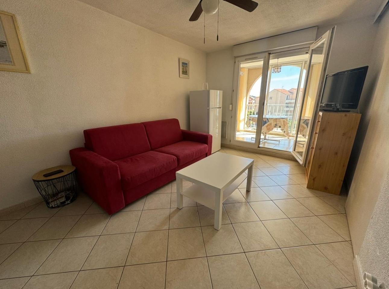 Charmant Appartement A Quelques Metres De La Plage Ла-Лонд-ле-Мор Экстерьер фото