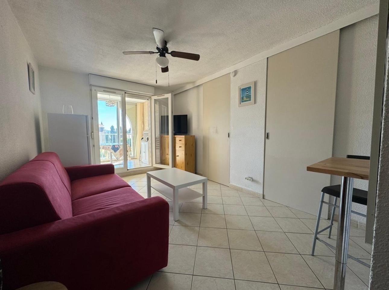 Charmant Appartement A Quelques Metres De La Plage Ла-Лонд-ле-Мор Экстерьер фото